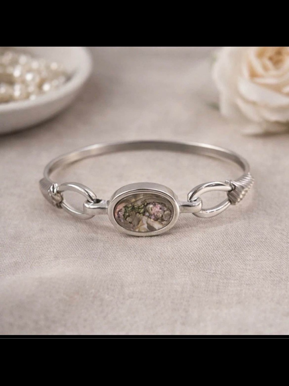 Avon Oval Bangle - 6.5 in